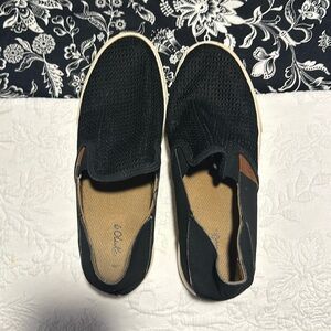 Women’s OluKai Pahuea slip on shoes size 9-Bag 5